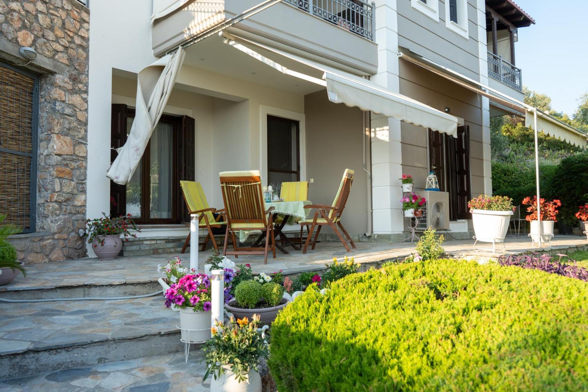 Mirovili House Villa *